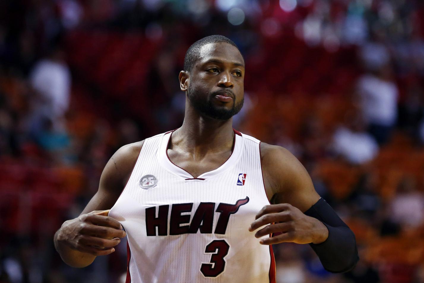 恩加德乌累计4黄下轮联赛停赛，无缘国安中超主场收官战（恩加德乌累计四黄遭禁赛 缺席国安中超主场收官战）