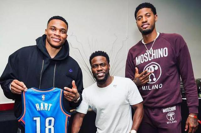 波兰主帅：要帮扎莱夫斯基找回状态；我觉得莱万还没决定未来（波兰主帅：力助扎莱夫斯基重拾状态；称莱万未来尚未确定）