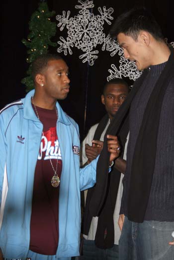 青岛vs深圳前瞻：深圳近4次战青岛皆败，新外援史密斯可期（青岛大战深圳前瞻：深圳近四战青岛尽墨，新外援史密斯值得期待）