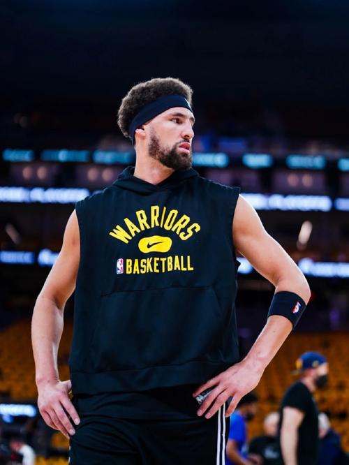 马丁内斯：C罗的价值绝不仅限于辉煌的过去，更立足于当下（马丁内斯：C罗的价值不止于昔日荣光，更在当下闪耀）